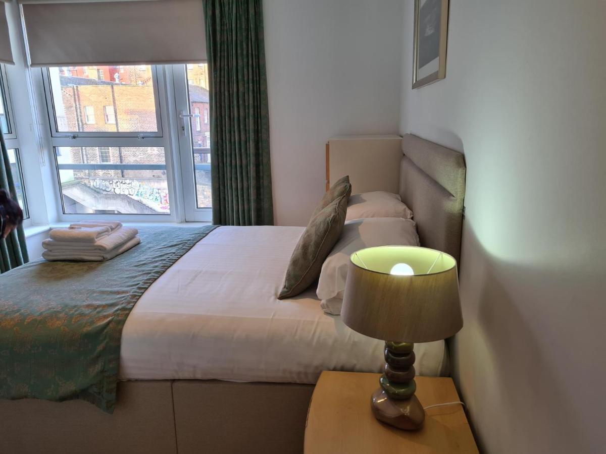 Апартаменти The Park - Holyrood Road With Free Parking Единбург Екстер'єр фото