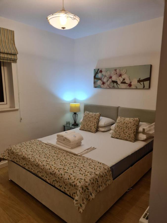 Апартаменти The Park - Holyrood Road With Free Parking Единбург Екстер'єр фото