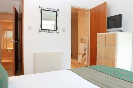 Апартаменти The Park - Holyrood Road With Free Parking Единбург Екстер'єр фото