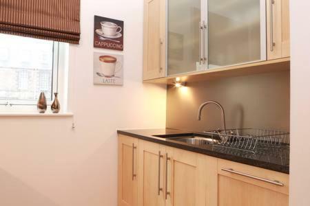 Апартаменти The Park - Holyrood Road With Free Parking Единбург Екстер'єр фото